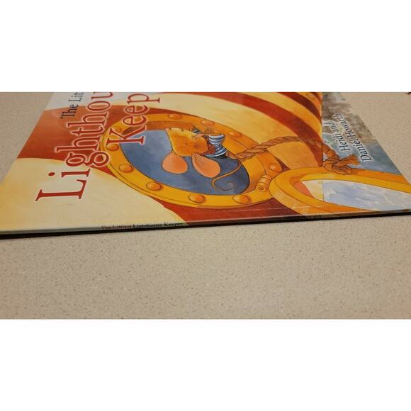 The Littlest Lighthouse Keeper Paperback Book Heidi & Daniel Howarth - Picture 7 of 7